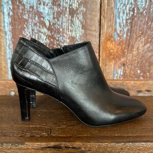 Antonio Melani Black Faux Alligator Heeled Booties